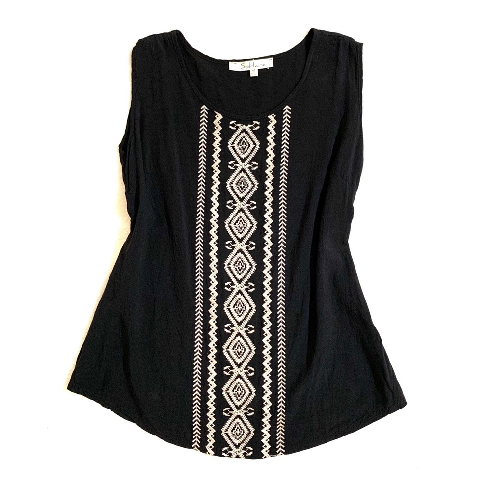 Solitaire Embroidered Sleeveless Top SzM
